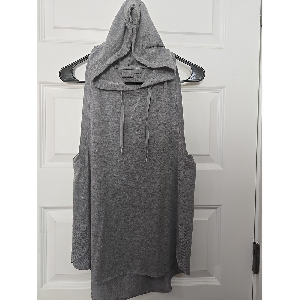 Under Armour Womens Size Medium Sleeveless Running Tank Top With Hood